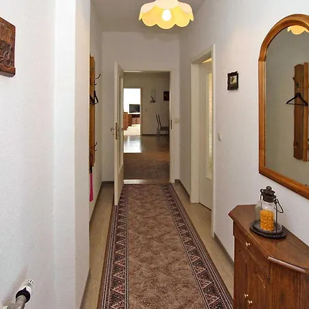 Daire 1 Bedroom Nice In Waren Mueritz