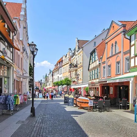1 Bedroom Nice In Waren Mueritz