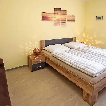 1 Bedroom Nice In Waren Mueritz *